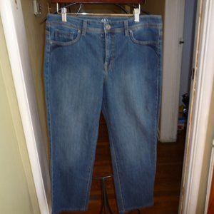 STYLE &  CO JEANS WOMEN SZ 14S  STRAIGHT LEG STRETCH